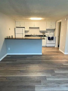 Property photo thumbnail 6