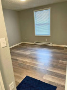 Property photo thumbnail 4