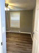 Property photo thumbnail 4