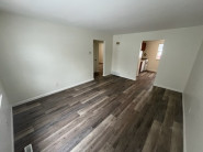 Property photo thumbnail 7