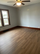 Property photo thumbnail 7