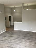 Property photo thumbnail 8