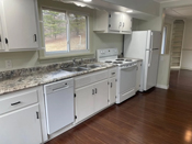 Property photo thumbnail 5