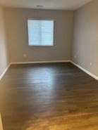 Property photo thumbnail 6