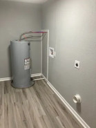 Property photo thumbnail 4
